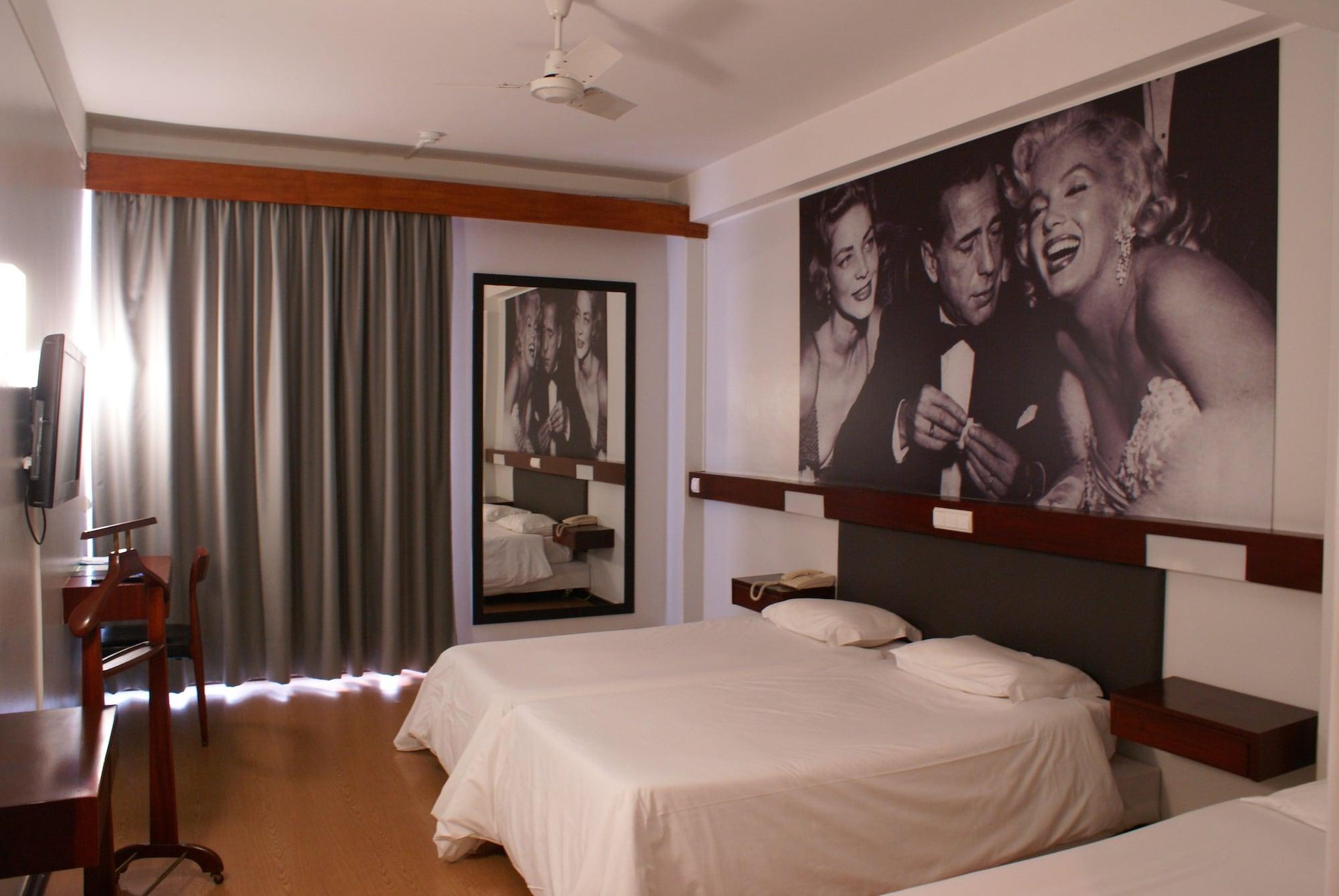 โรงแรมโด การ์โม ฟุงชาล ภายนอก รูปภาพ